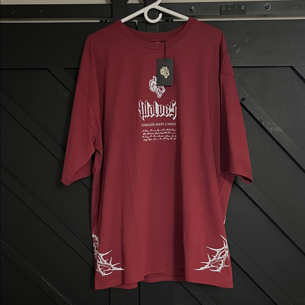 DARC SPORT Men's Oversized Graphic T‑Shirt in Burgundy